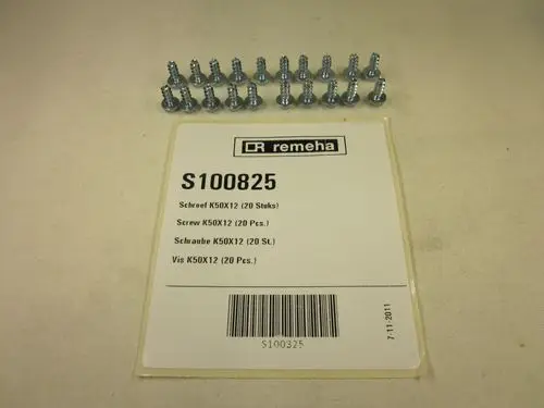 Remeha Schrauben in einer Packung, ordentlich angeordnet, mit einer Produktbeschreibung auf einem Etikett, das die Anzahl zeigt.